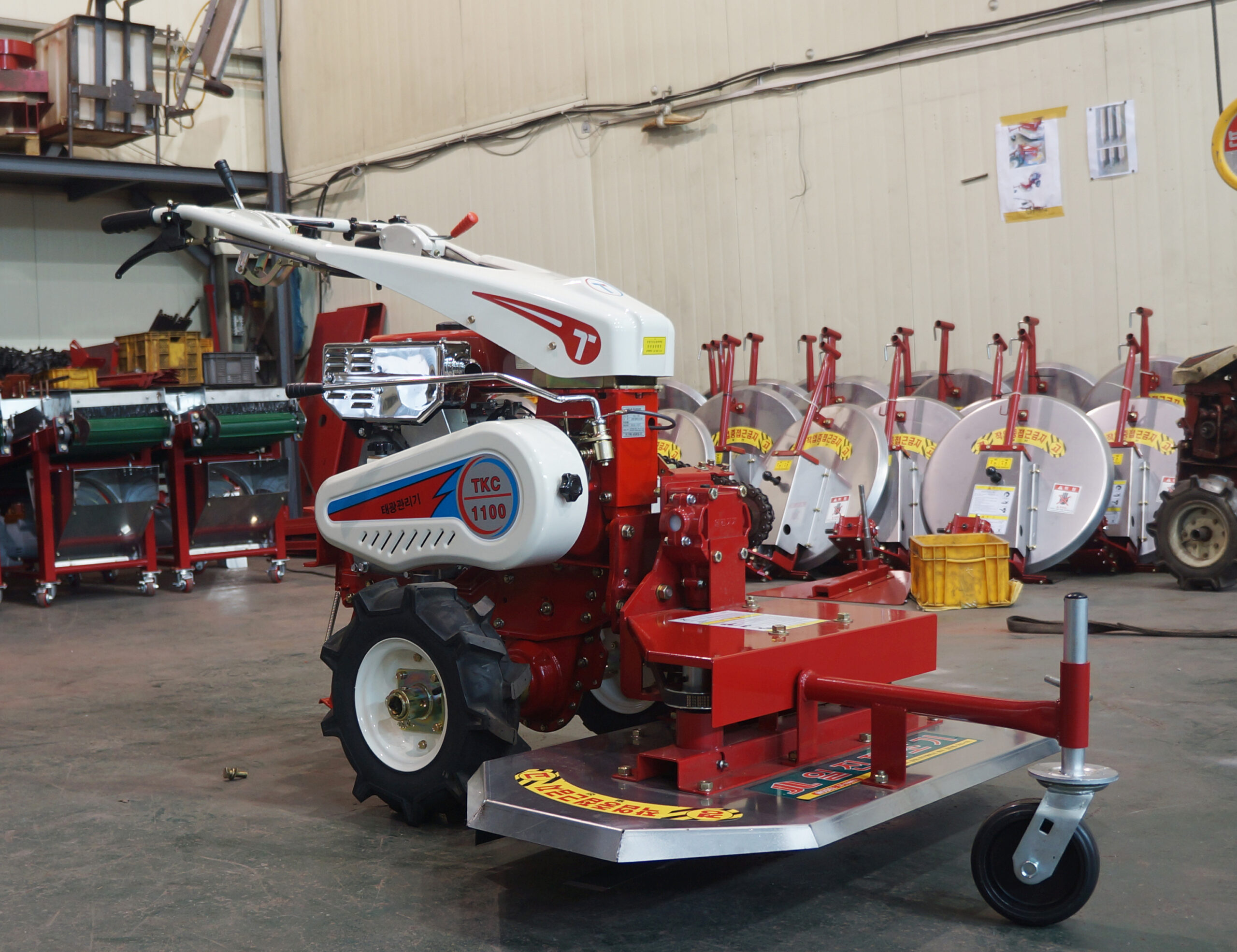 관리기 부착형 제초기