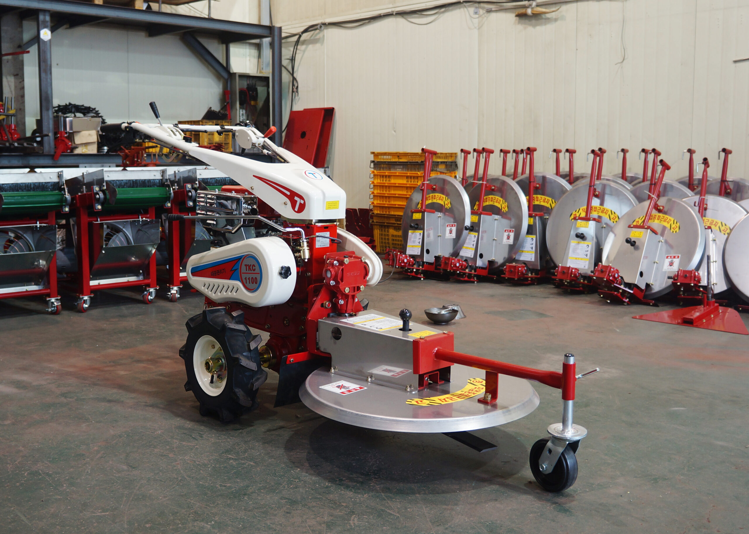 관리기 부착형 제초기