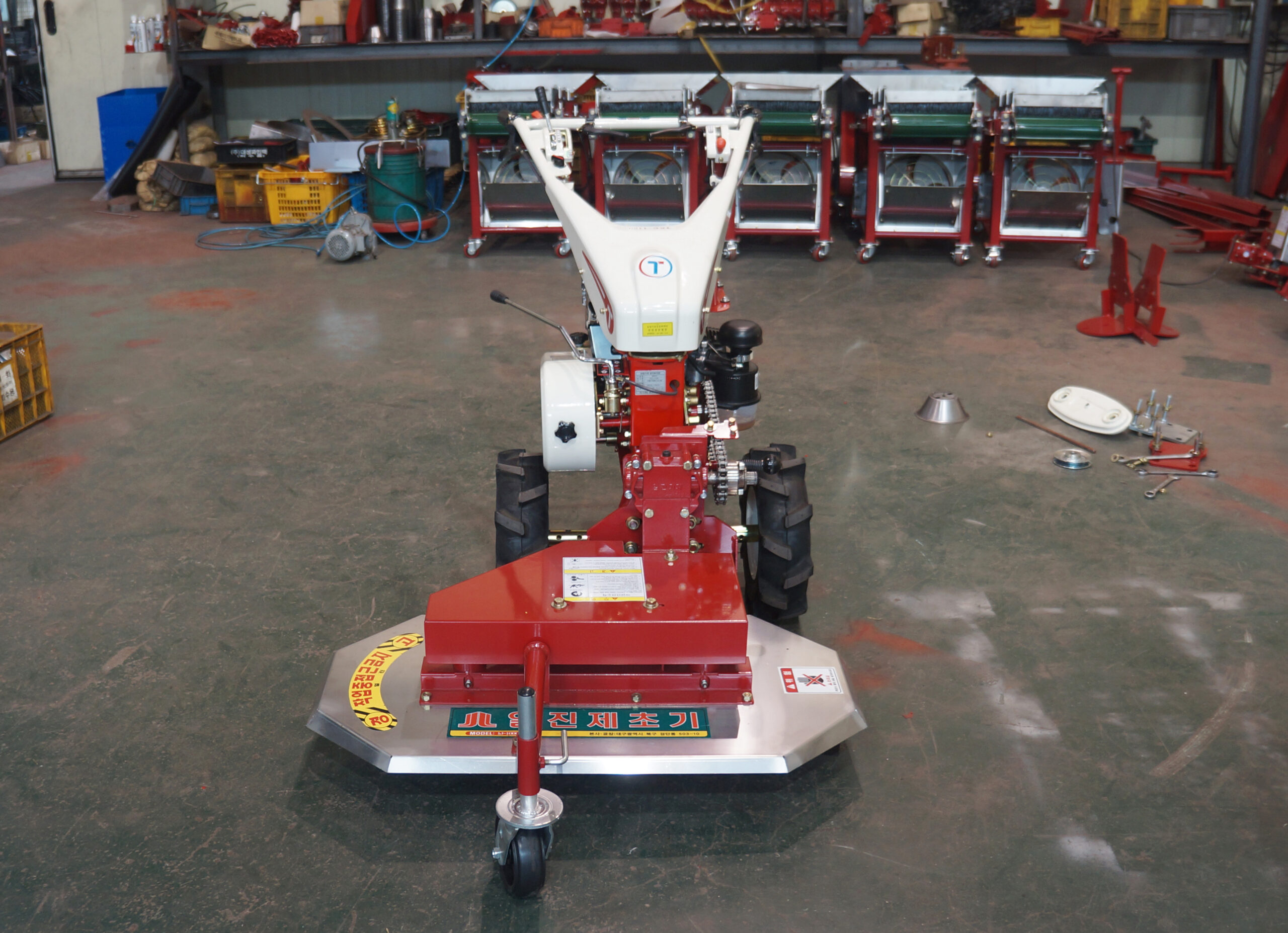 관리기 부착형 제초기